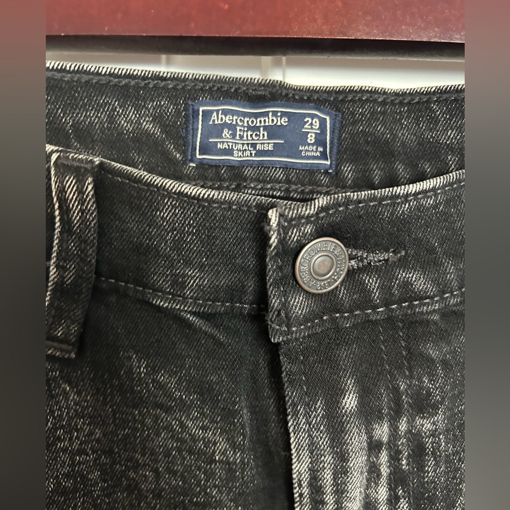 Abercrombie & Fitch Black Washed Denim Midi Skirt - Picture 3 of 4